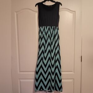 Chevron Patterned Maxi Dress